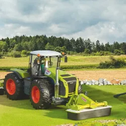 Žaislinė BRUDER priekinė žoliapjove Claas Disco 3050 FC Plus 02324